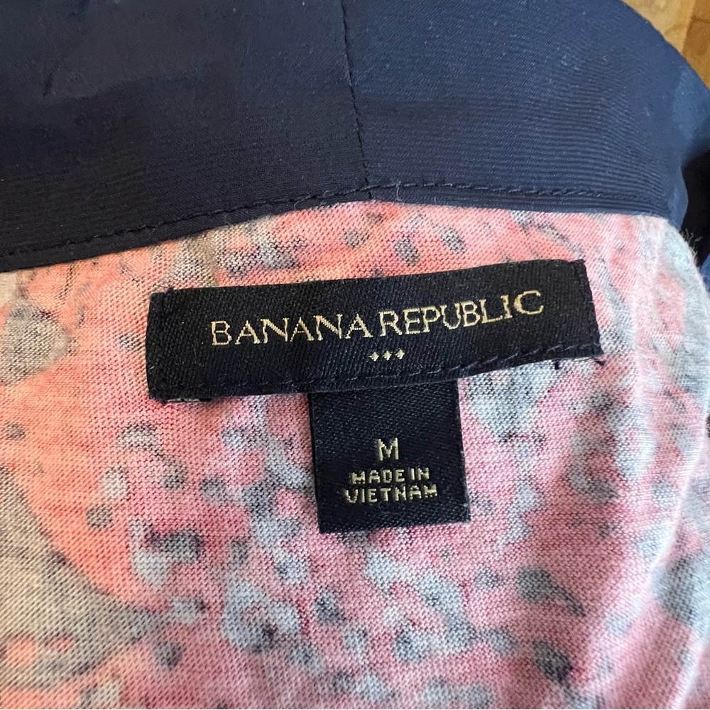 BANANA REPUBLIC Women's Red and Blue Medium Top - Picture 7 of 9